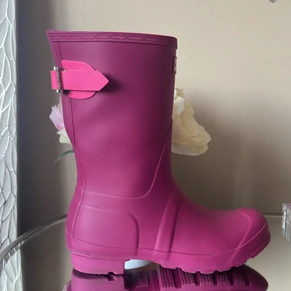 Hunter Original Short Boot Pink Rain Boots - Picture 3 of 9